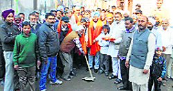 Independent councillor Daljit Singh Grewal inaugurates the work in the morning