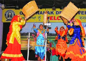 Students perform giddha at Jashan-2014 at Guru Nanak Dev University in Amritsar on Monday