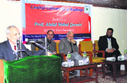 Outgoing Vice Chancellor, Central University, Kashmir, Abdul Wahid during his farewell function in Srinagar. A Tribune photograph 