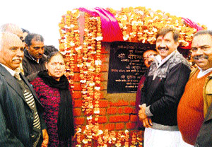 Industry Minister Mukesh Agnihotri lays the foundation stone of the IIT at Saloh village in Una on Wednesday. 