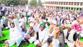 Khaps seem to be invincible in Haryana politics