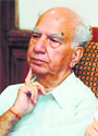Shanta Kumar appealed to people to beware of those who were only vote spoilers