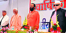 Governor Dr Aziz Qureshi (right) with Mahant Ramanand Puri Maharaj at the annual function of Shravan Nath Math Jawaharlal Nehru College in Haridwar on Saturday