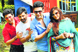 The cast and crew of Myself Ghaint