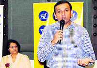 Mausam Bhatt addresses mediapersons in Amritsar on Thursday