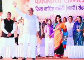 Chief Minister Bhupinder Singh Hooda addresses a public meeting in Rohtak on Saturday