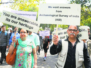 Kashmiri Pandits hold a protest in Delhi on Sunday.