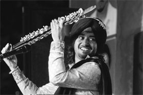 Punjabi singer Satinder Sartaaj perfoms at Panjab University in Chandigarh on Thursday.