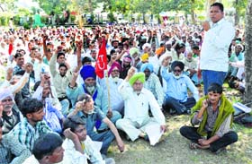 Brick-kiln workers stage a protest at Chatar Singh Park in Ludhiana