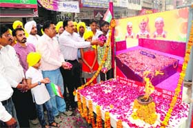 Real heroes: Residents pay floral tributes to Bhagat Singh, Rajguru and Sukhdev to mark their death anniversary at Bhagat Singh Chowk in Bathinda on Sunday
