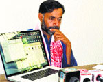Yogendra Yadav addresses a press conference in Gurgaon on Monday. Tribune photo: Sayeed Ahmed