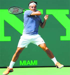 Roger Federer beat Thiemo De Bakker of the Netherlands 6-3 6-3 in their third round match at the Sony Open on Sunday