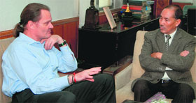 Uttarakhand Chief Secretary Subhash Kumar with World Bank Country Director Onno Ruhul in Dehradun on Tuesday.