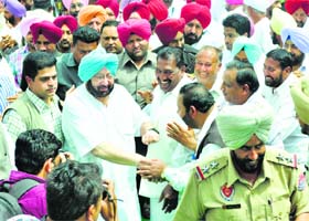 Capt Amarinder Singh interacts with party workers in Patiala on Tuesday