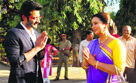 Mutual benefit: Jackky Bhagnani and Poonam Dhillon