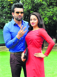 starry eyed: Navraj Hans and Keeya Khanna