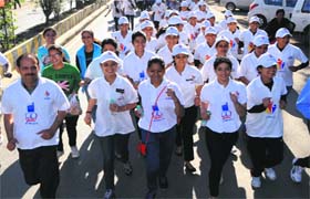 Youth take part in "Run for vote"