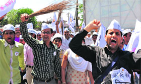 workers campaign for the party.