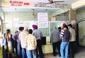 Residents complain of apathy and inefficiency on the part of Punjab State Power Corporation Limited staff manning counters.