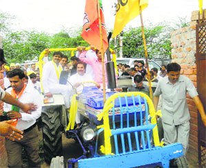 HJC chief Kuldeep Bishnoi during a rally in Hisar