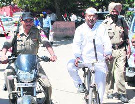returns after filing nomination papers in Amritsar on Thursday.