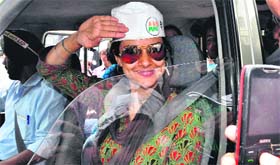 AAP candidate Gul Panag campaigns in Sector 45, Chandigarh, on Friday.