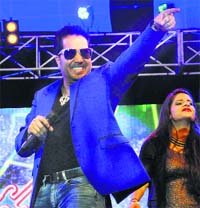 Bollywood singer Mika performs at a musical event in Sector 34, Chandigarh, on Friday.