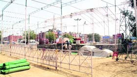 Preparations for the INLD rally under way in Hisar on Monday.