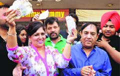 Savita Bhatti with the members of the Nonsense Club at Sector 17, Chandigarh, on Tuesday. Tribune photo: Manoj Mahajan