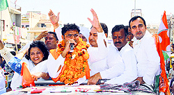 State Congress chief Ashok Tanwar, national Mahila Congress president Shobha Ojha and other leaders during a roadshow in Sirsa on Tuesday