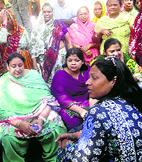 BSP candidate Jannat Jahan with her supporters in Chandigarh on Wednesday