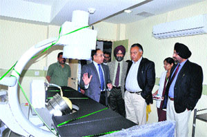 Minister of Food and Civil Supplies, Transport and Technical Education, GS Bali at the inauguration of Lithotripsy services at Fortis Hospital in Kangra on Wednesday.