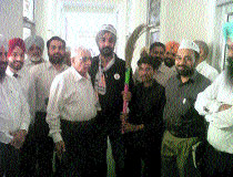 AAP candidate for the Bathinda Lok Sabha constituency Jassi Jasraj canvasses at the court complex in Bathinda on Thursday.