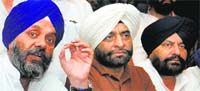 DSGMC president Manjit Singh GK (left) talking to the media in Jalandhar on Friday. Tribune Photo: Malkiat Singh