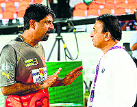 It is apt that an individual of the calibre of Mr Parekh will be joining the BCCI-IPLs leadership group, said Sunil Gavaskar, seen here with former chief selector K Srikkanth