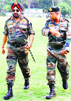 Army Chief General Bikram Singh with GOC of Tiger Division Maj Gen Dushyant Singh in Jammu on Saturday.