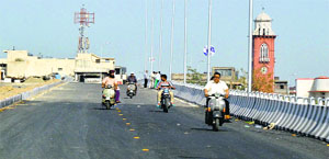  The railway overbridge near famous Clock Tower in Ludhiana.