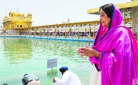 FAITH: Bollywood actress Kirron Kher pays obeisance at the Golden Temple in Amritsar on Monday