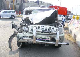 The vehicle which was ferrying policemen on election duty to Phagwara