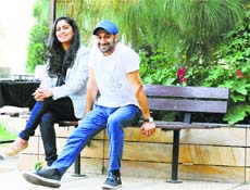 Melody zone: Harshdeep Kaur (L) Photo: Himanshu Mahajan
