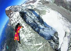 High five: Everest Jump Live