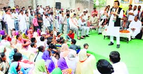 BJP candidate addresses an election meeting in Gurdaspur Lok Sabha constituency
