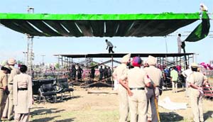 Arrangements for Narendra Modis rally in full swing in Amritsar on Thursday.