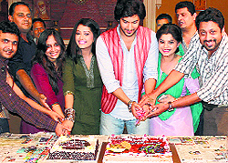 The crew of Ek Veer Ki ArdaasVeera