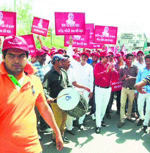 Team Modi stages a street play in Amritsar on Monday.
