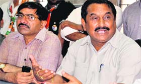 Former Health Minister Tilak Raj Behad during an election campaign for Congress candidate Renuka Rawat in Haridwar on Monday.