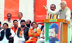Senior BJP leader LK Advani addresses an election meeting at Pithoragarh town on Friday