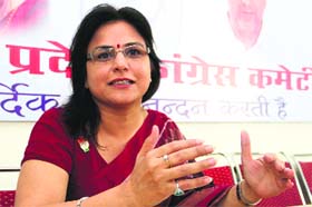 Shilipi Arora, Uttarakhand Congress spokesperson, addresses mediapersons at Congress Bhavan in Dehradun on Monday.
