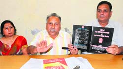 Members of the Punjab Bank Employees Federation address mediapersons in Bathinda on Tuesday. Tribune photo: Pawan Sharma