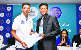 (L-R) Dravid and Abhishek Gupta, Scholarship Awadee